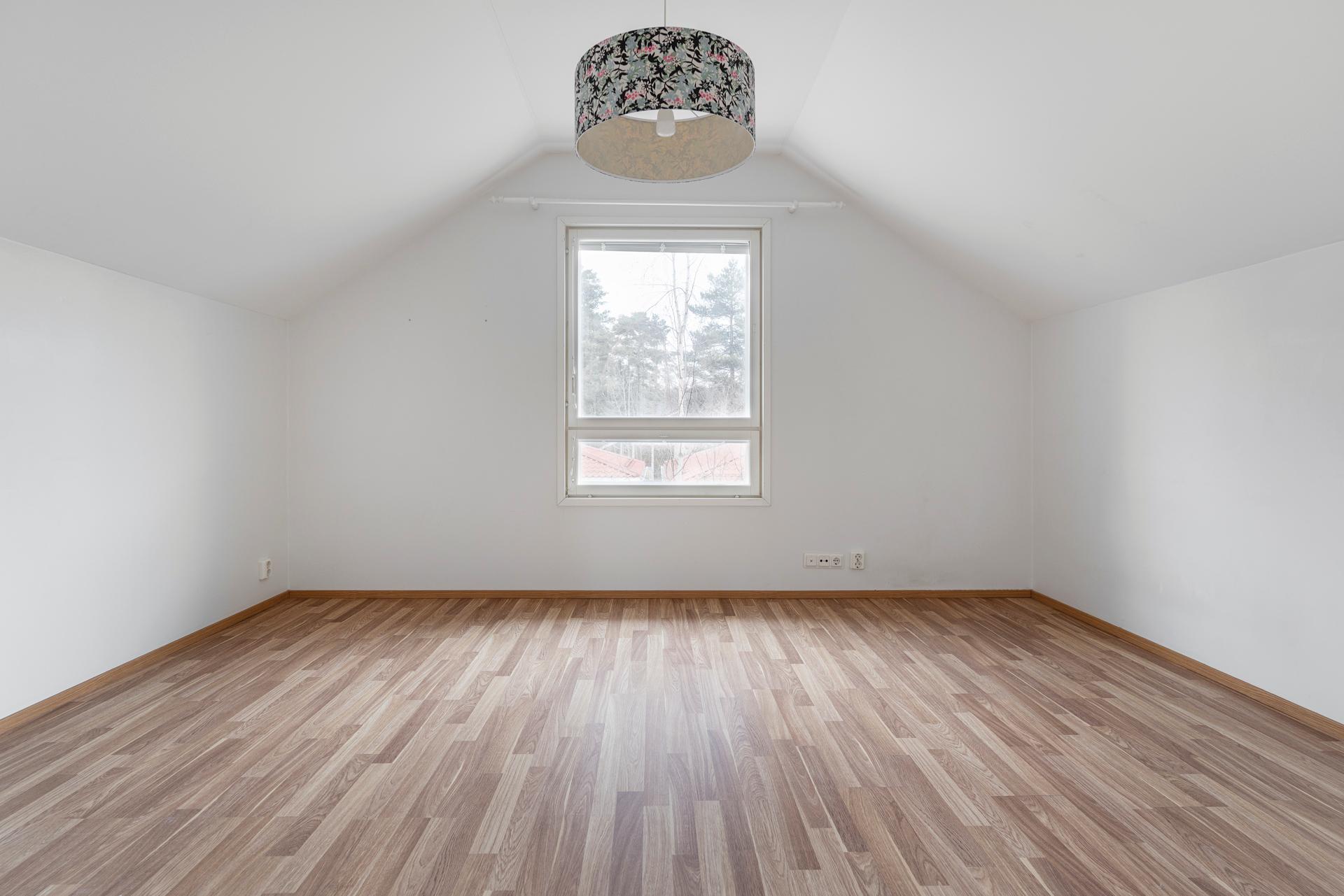 Malmirajantie 16, Ylästö, Vantaa