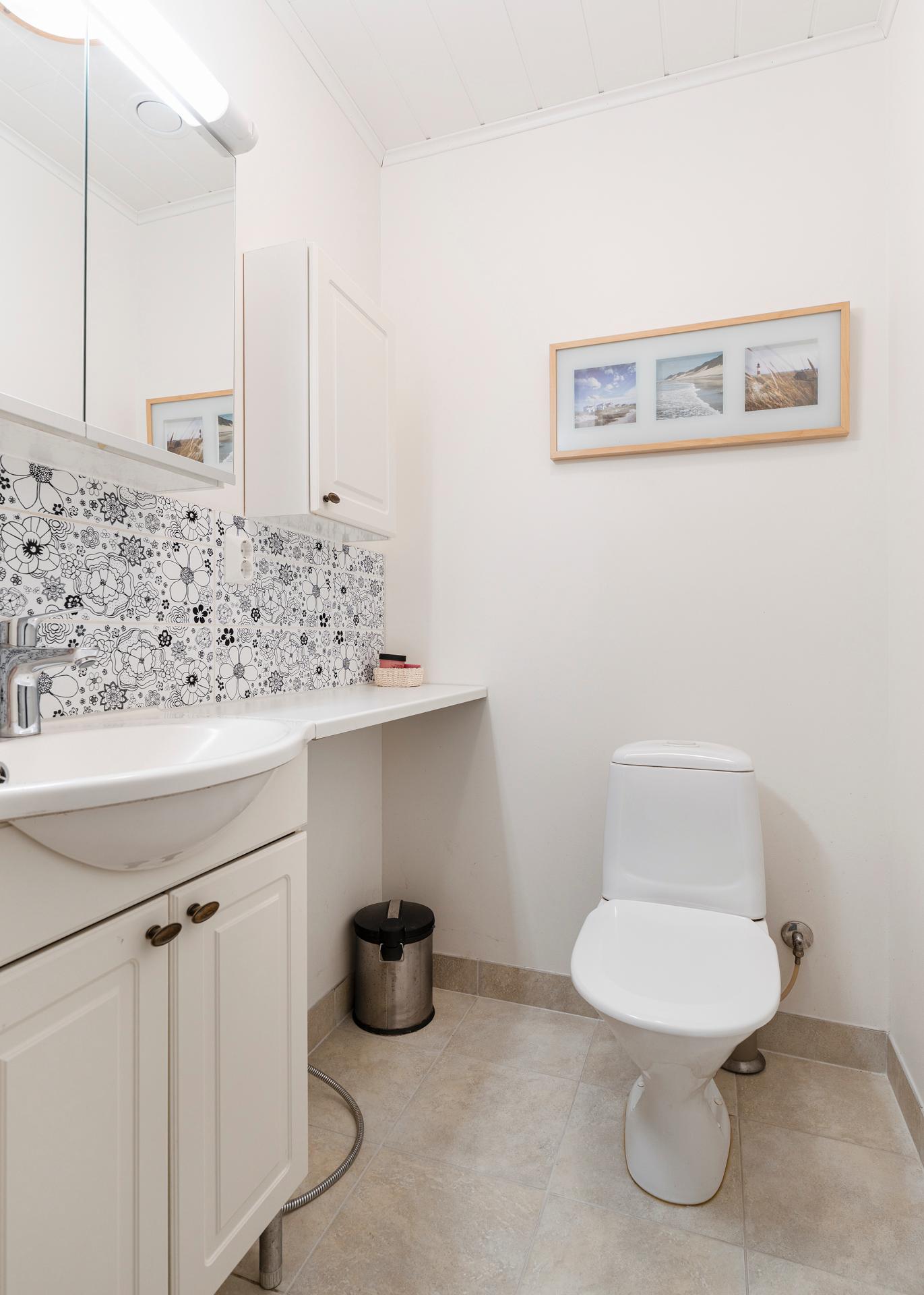 Malmirajantie 16, Ylästö, Vantaa