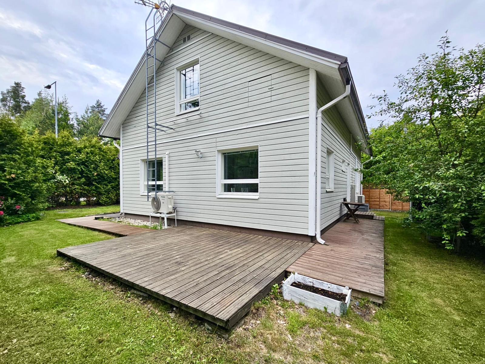 Malmirajantie 16, Ylästö, Vantaa