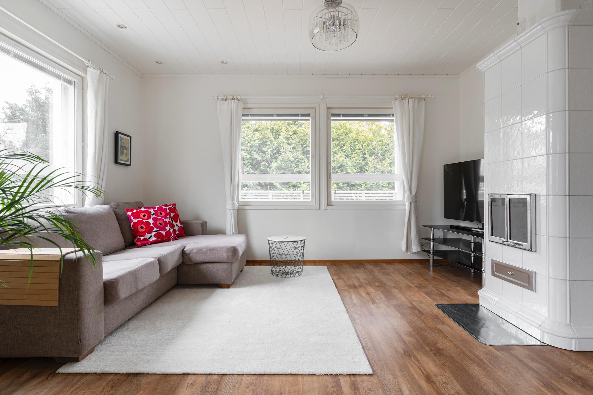 Malmirajantie 16, Ylästö, Vantaa