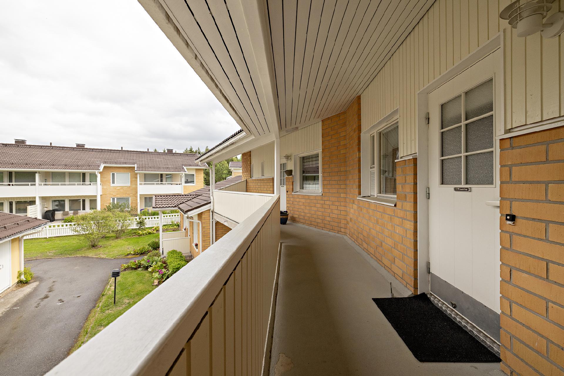 Riekonmarjatie 18, Herukka, Oulu