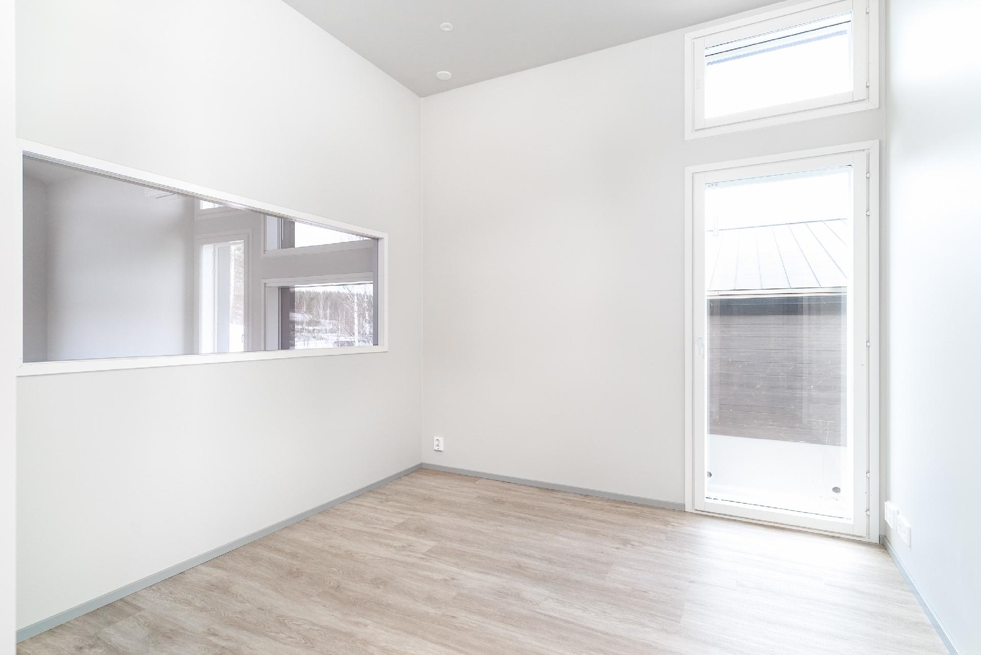 Makuuhuone yläkerta