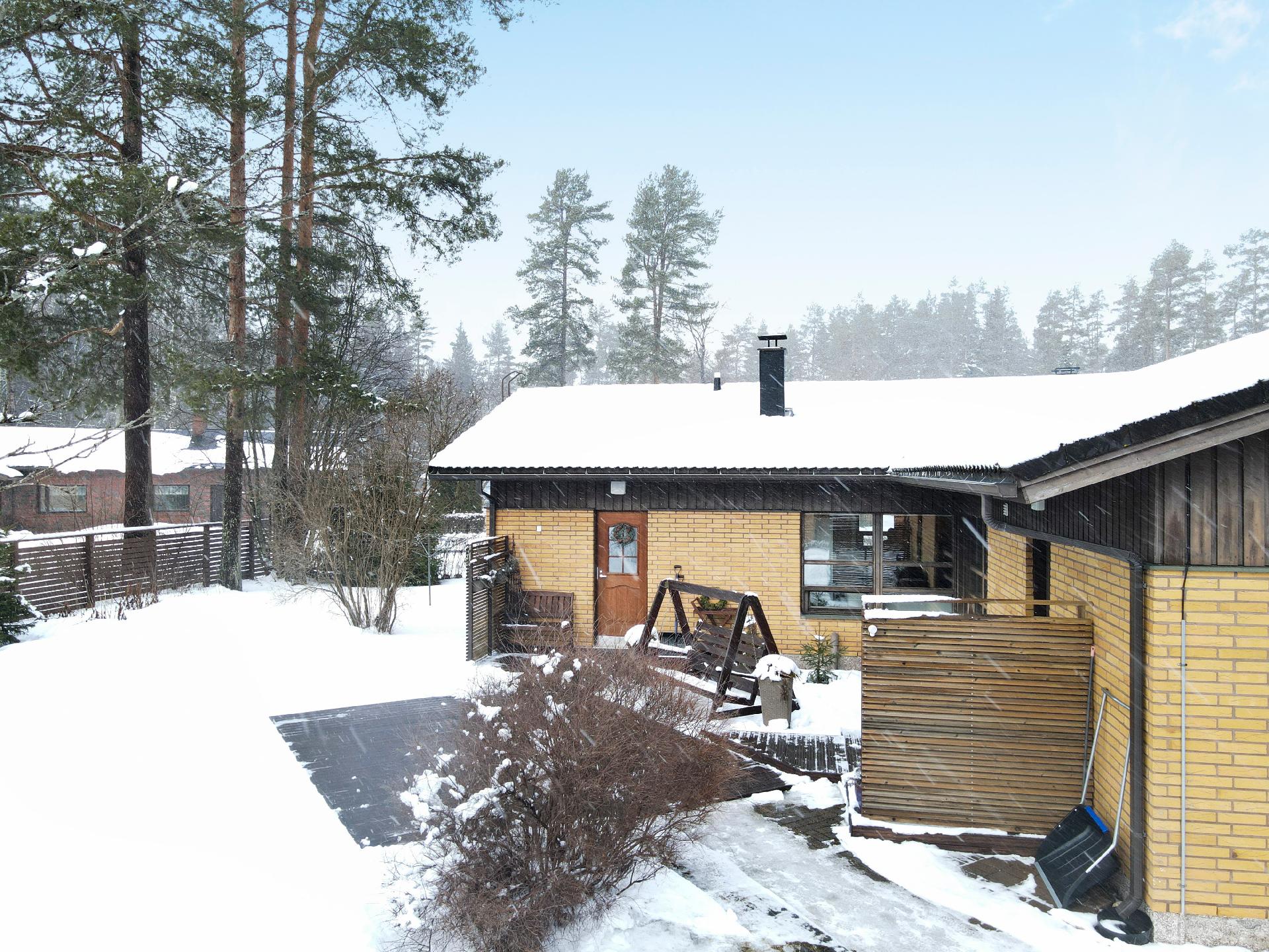 Metsänurmentie 21, Noljakka, Joensuu