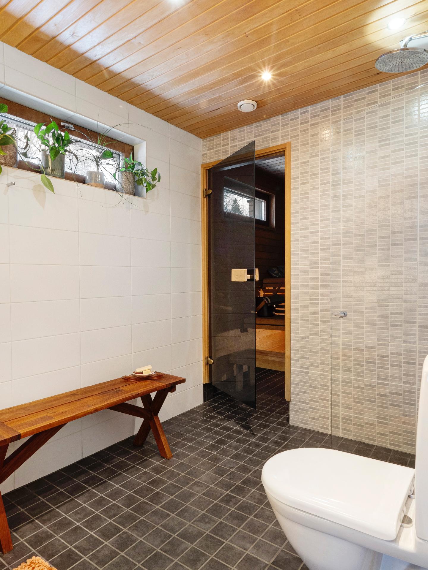 Metsänurmentie 21, Noljakka, Joensuu