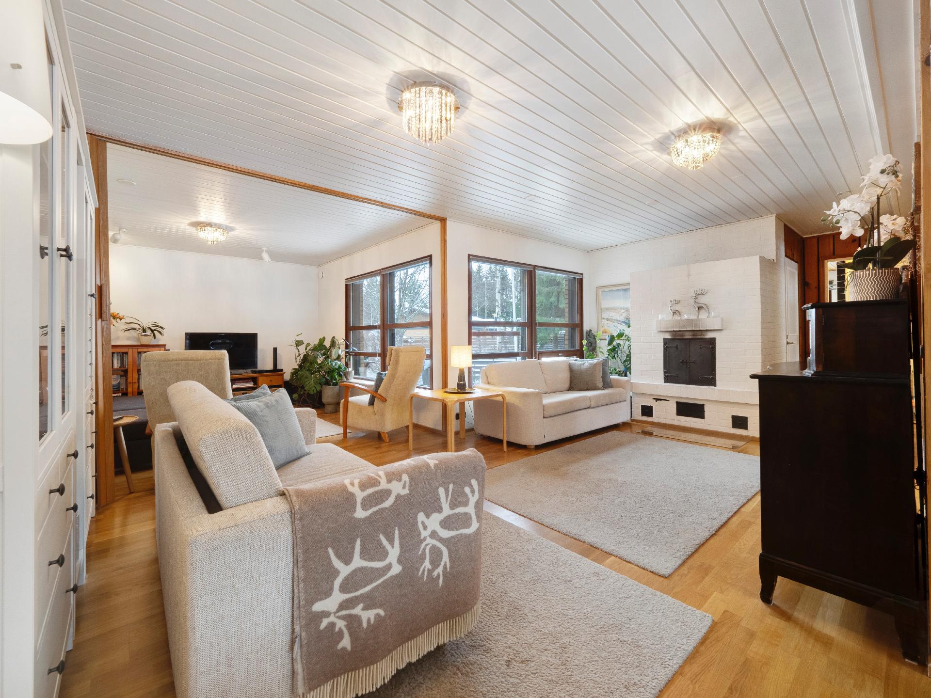 Metsänurmentie 21, Noljakka, Joensuu