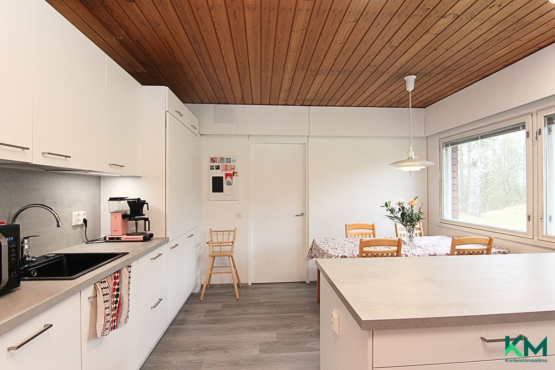 Haukilahdentie 1700, Länkipohja, Jämsä