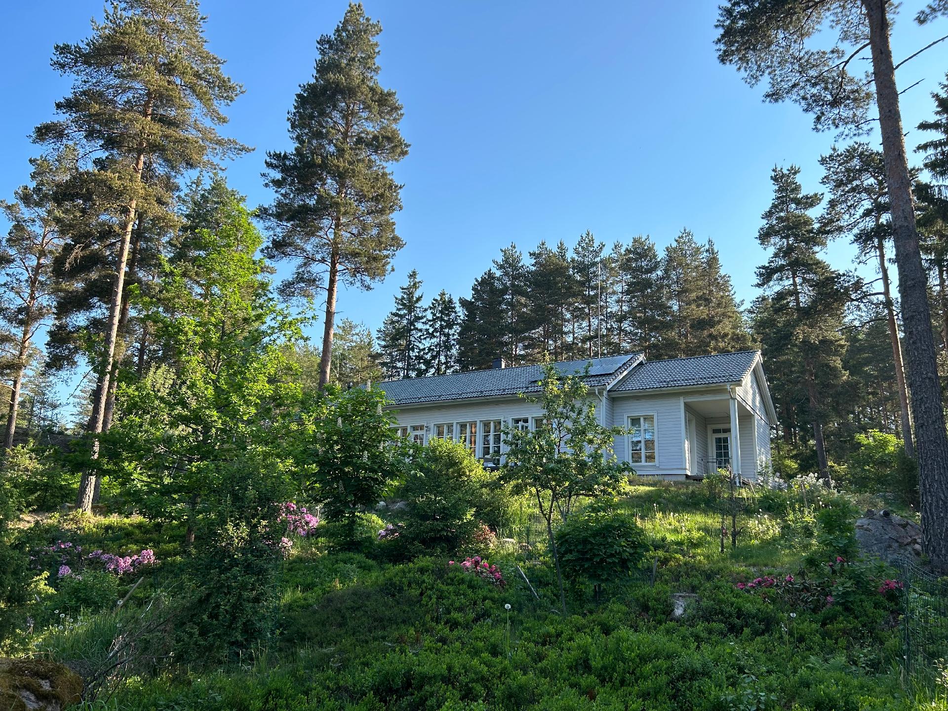 Hiekkaharjuntie 80, Eestinkylä, Kirkkonummi