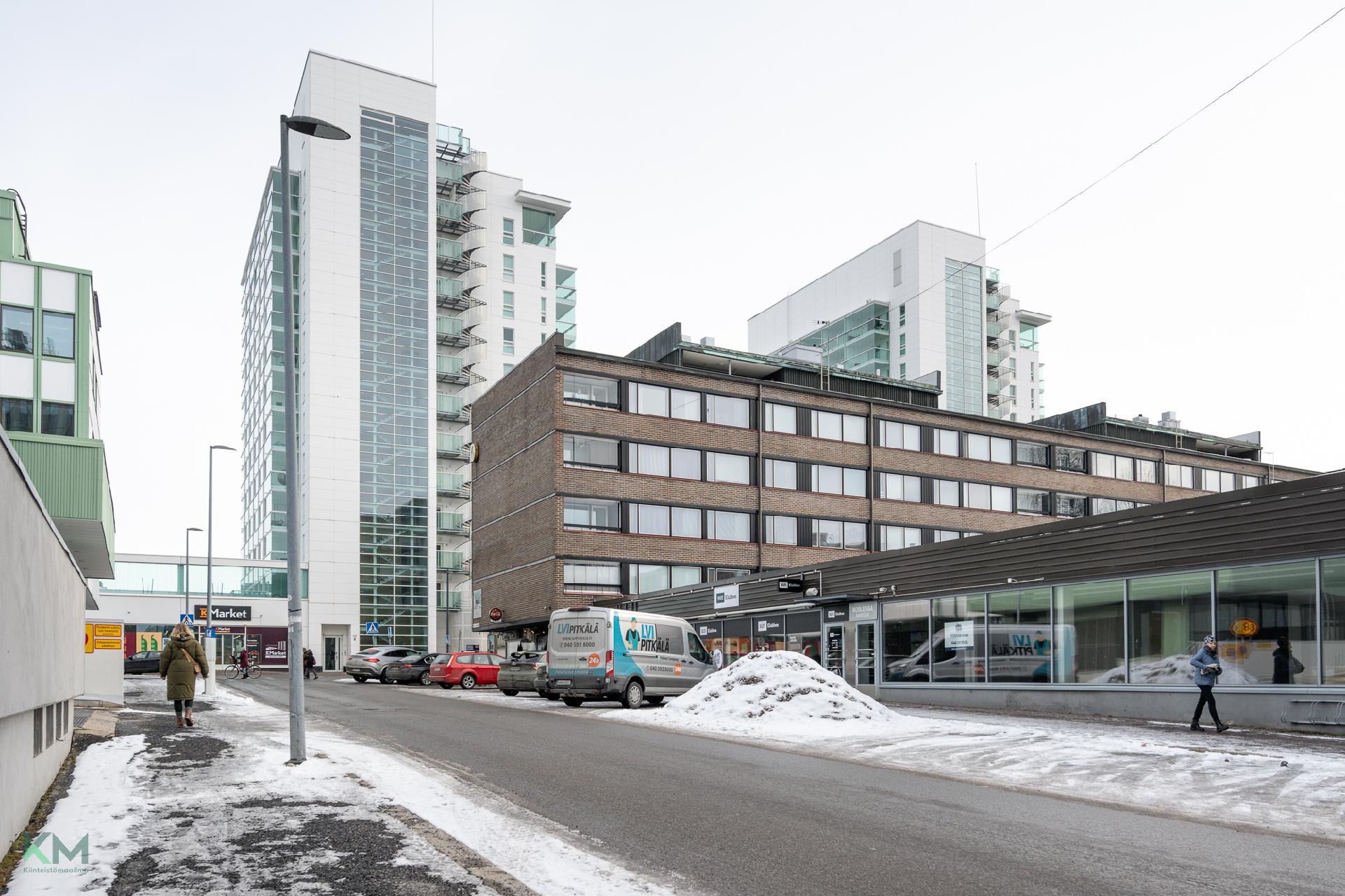 Rautatienkatu 17, Keskusta, Oulu