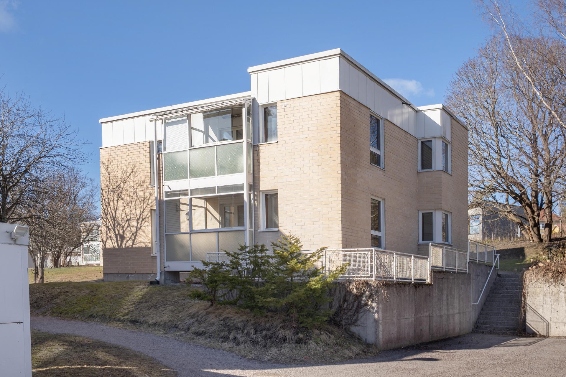 Peuramäentie 3, Sepänkylä, Espoo
