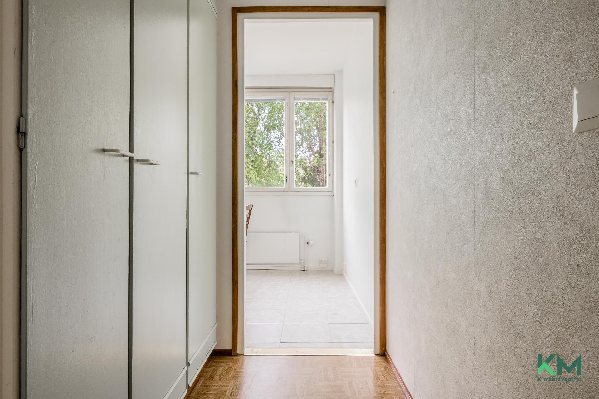 Kotikonnuntie 9, Kontula, Helsinki