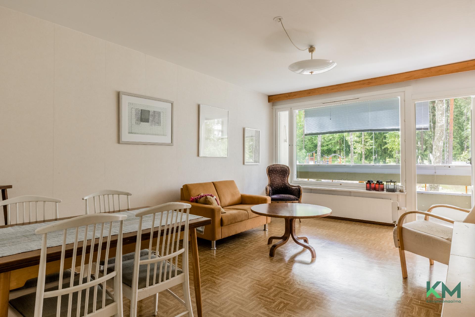 Kotikonnuntie 9, Kontula, Helsinki