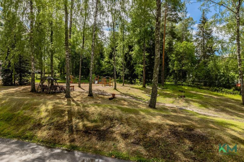Kotikonnuntie 9, Kontula, Helsinki
