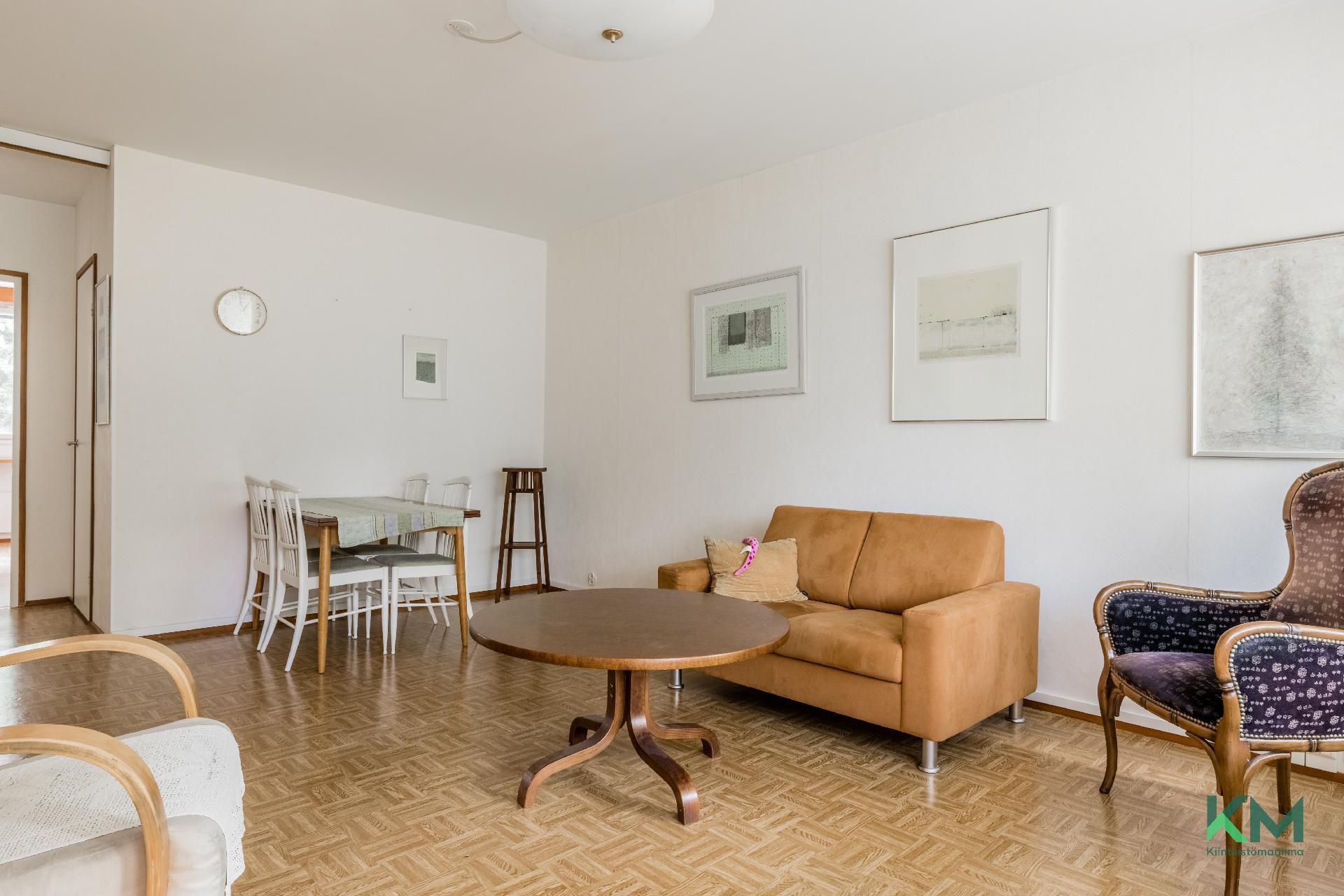 Kotikonnuntie 9, Kontula, Helsinki