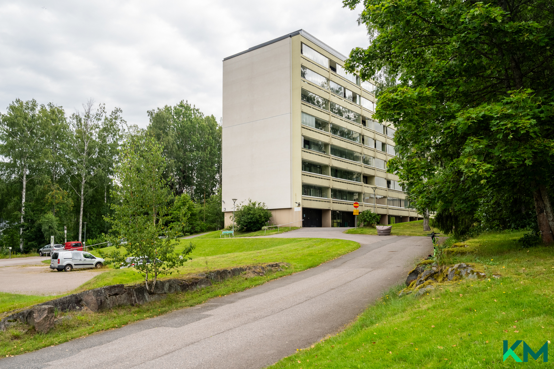 Kotikonnuntie 9, Kontula, Helsinki