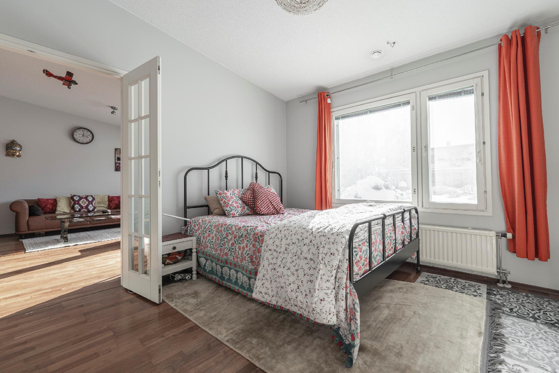 Vahverotie 24, Pirtti, Kuopio