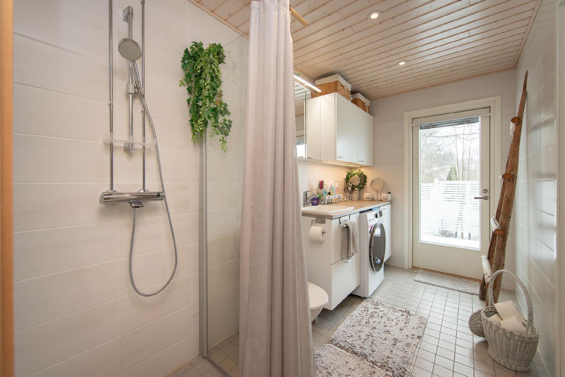 Pihlajatie 31, Lehmuskylä, Mikkeli