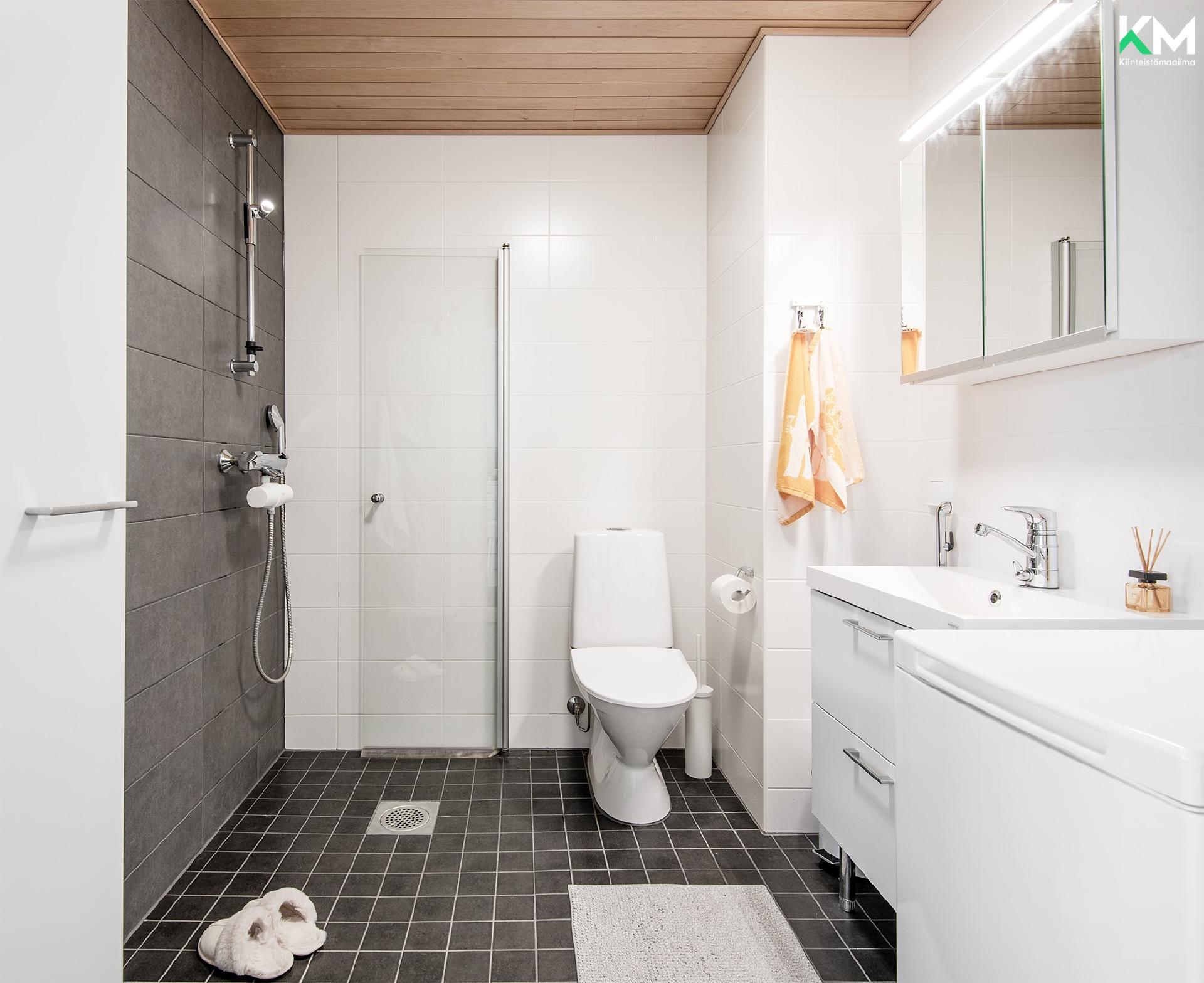 Michailowinkatu 11, Kakolanmäki, Turku