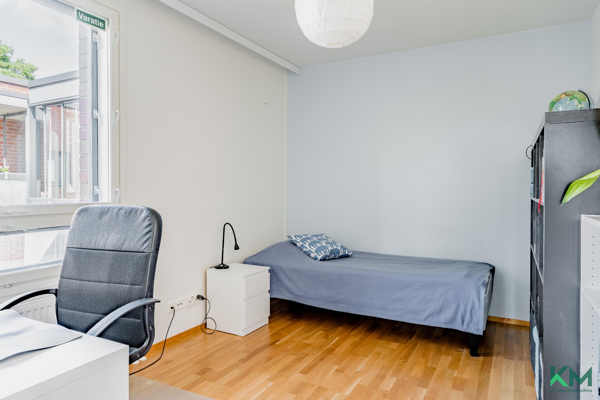 Yläkerran makuuhuone