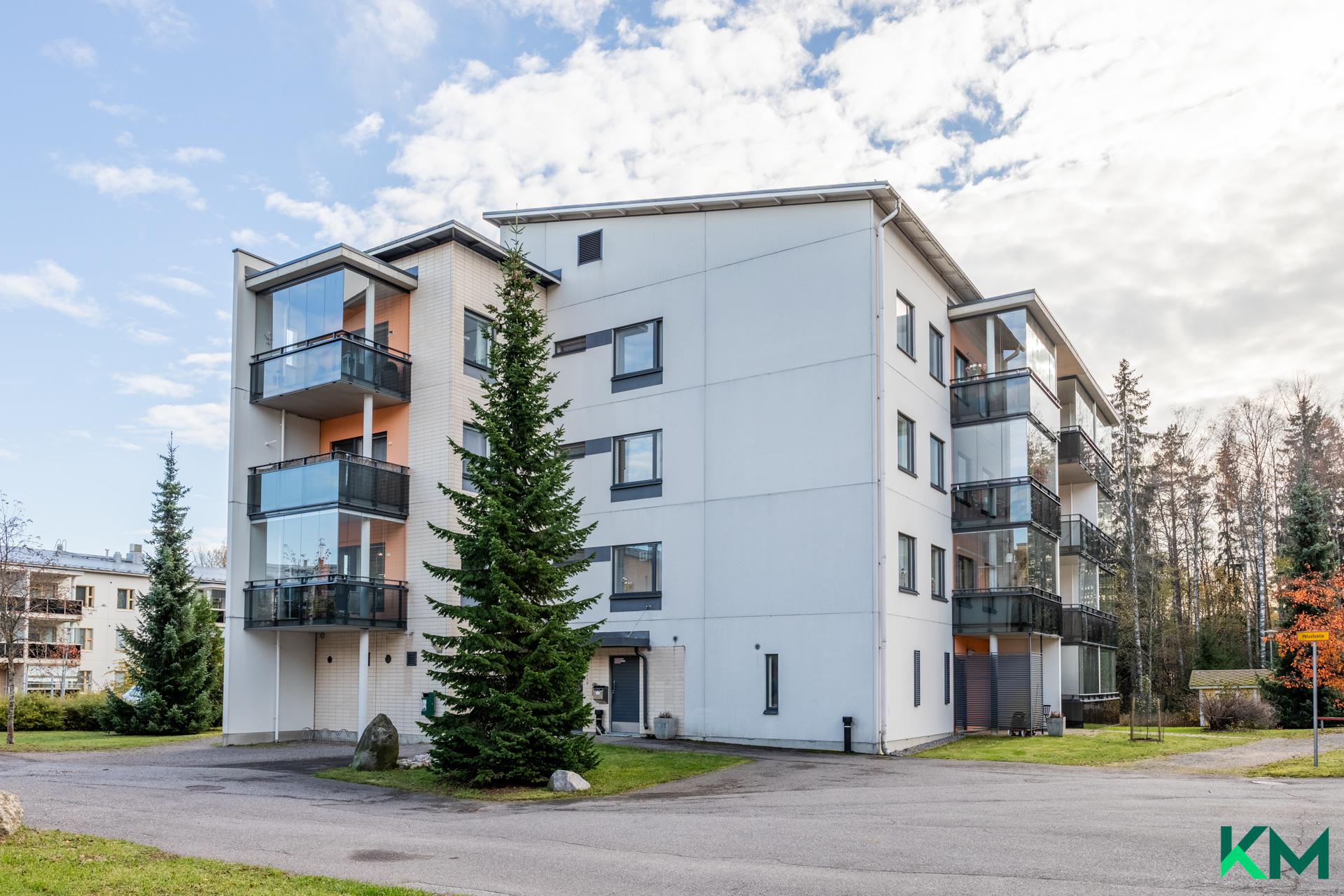 Maarukanrinne 6, Mikkola, Vantaa