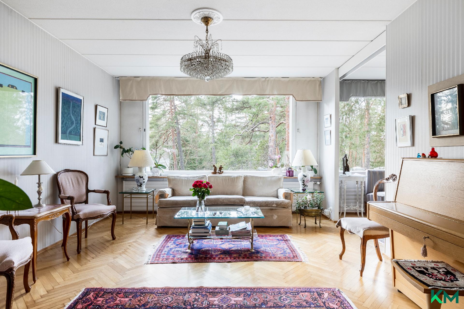 Kasavuorentie 12, Kauniainen