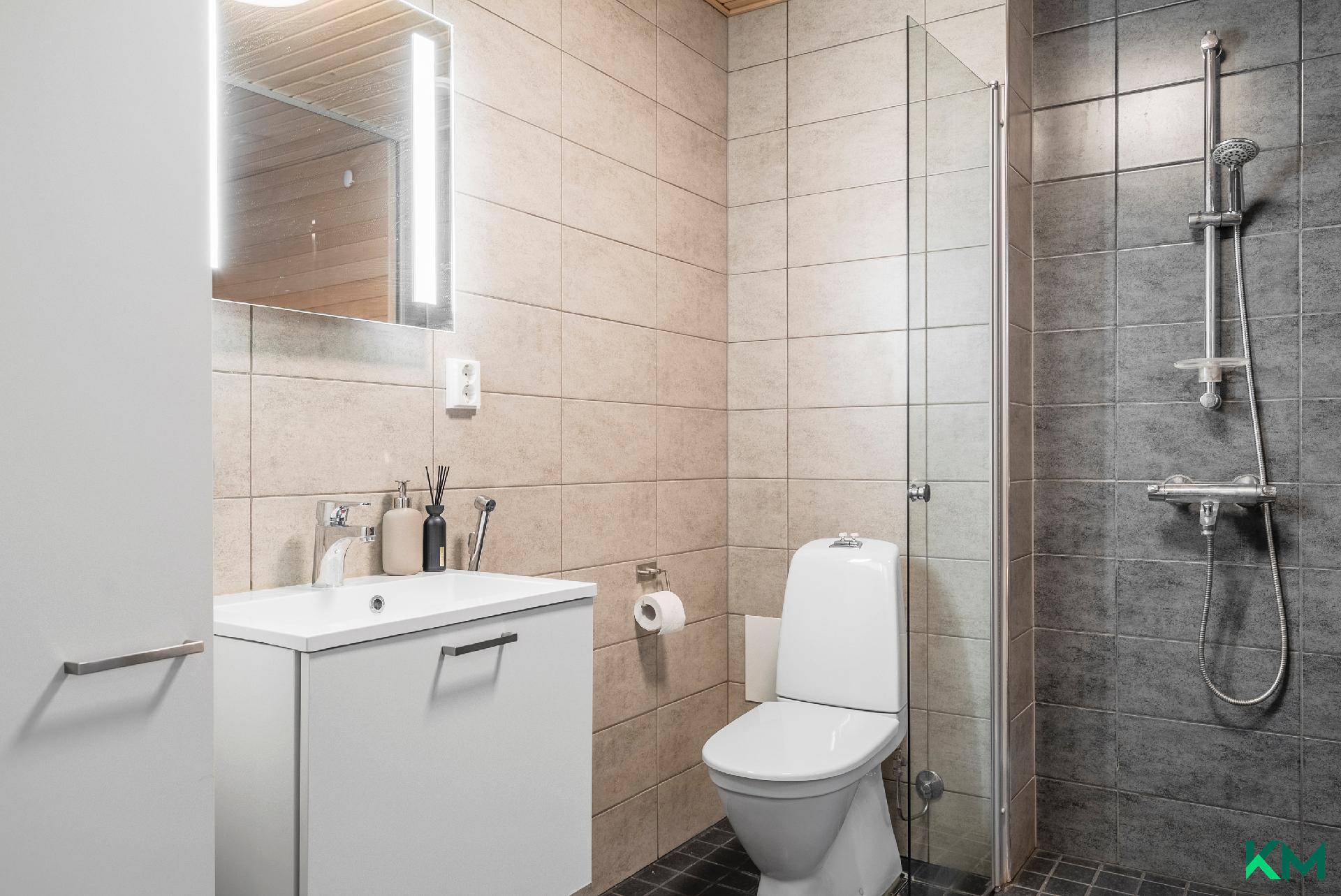 Valkkusuonkuja 2, Ramsinranta, Helsinki