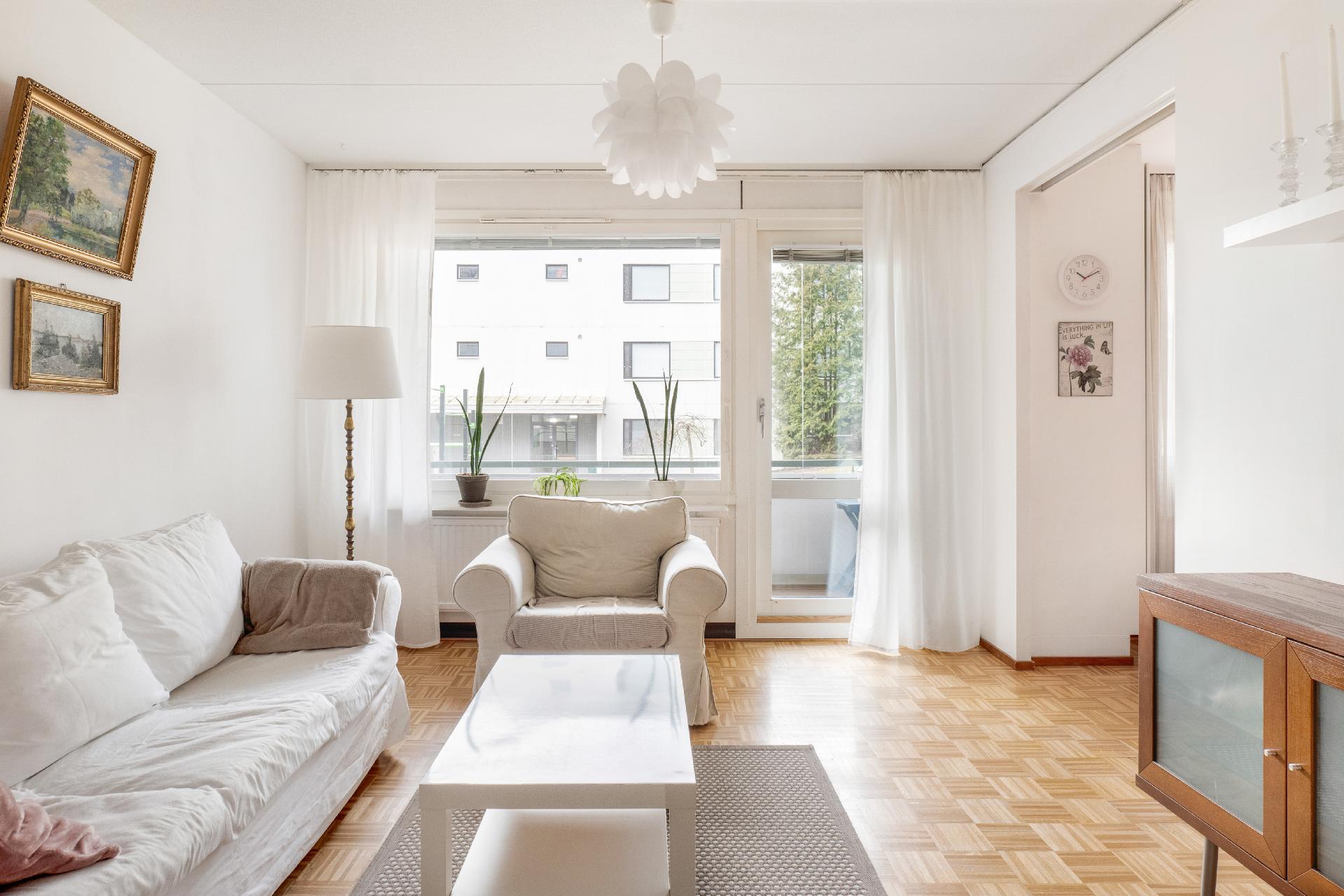 Maininkitie 9, Kivenlahti, Espoo