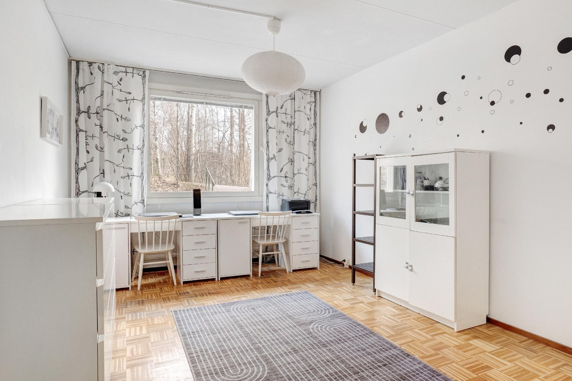 Maininkitie 9, Kivenlahti, Espoo