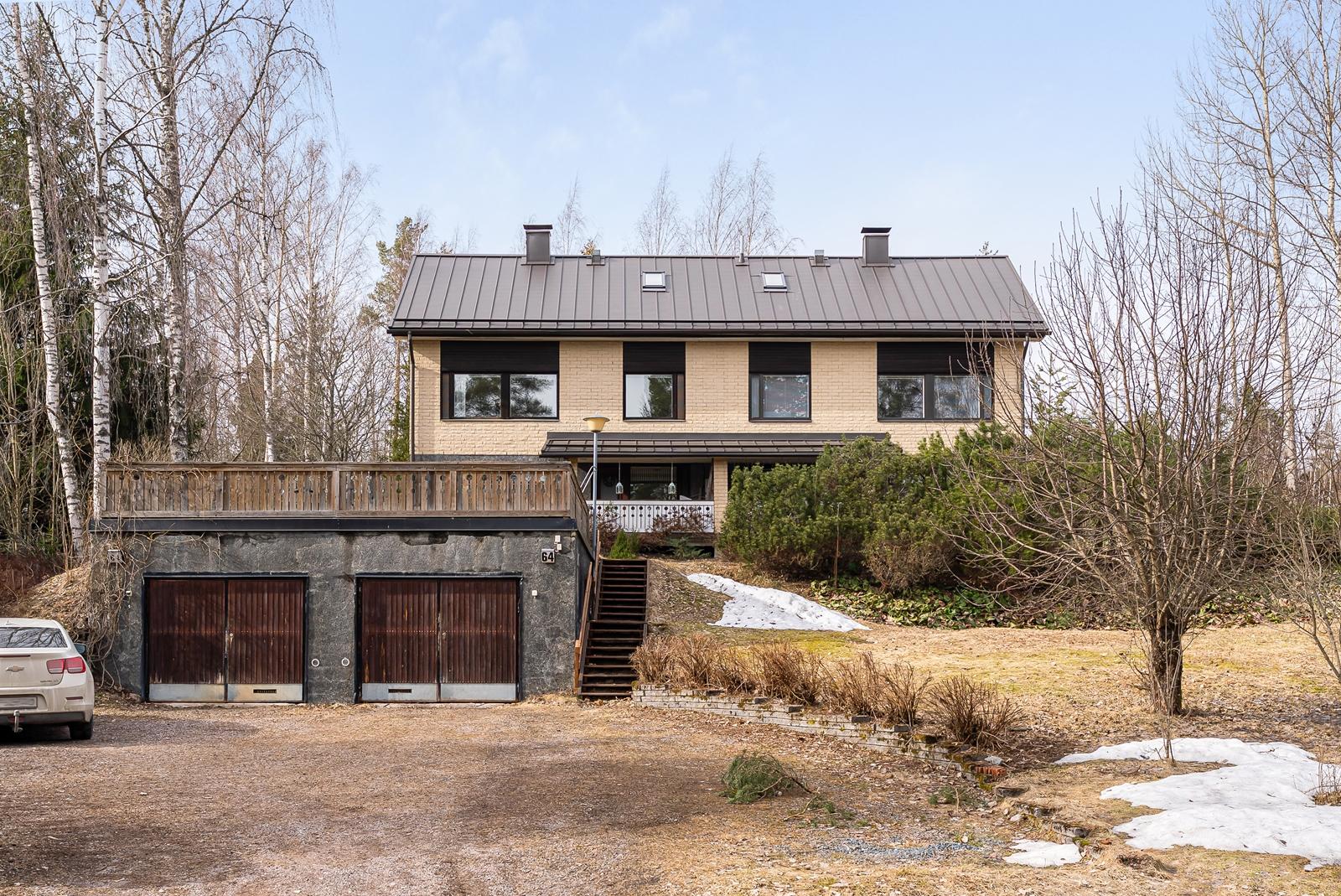 Siltakatu 64, Saunakallio, Järvenpää
