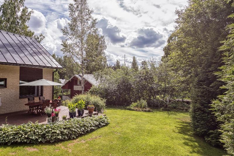 Vanha kesäkuva