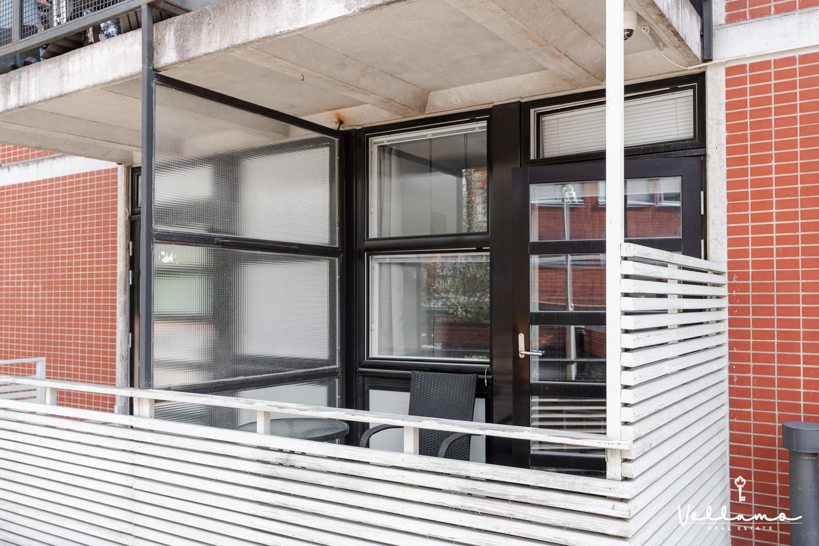 Pronssitie 2, Lassila, Helsinki