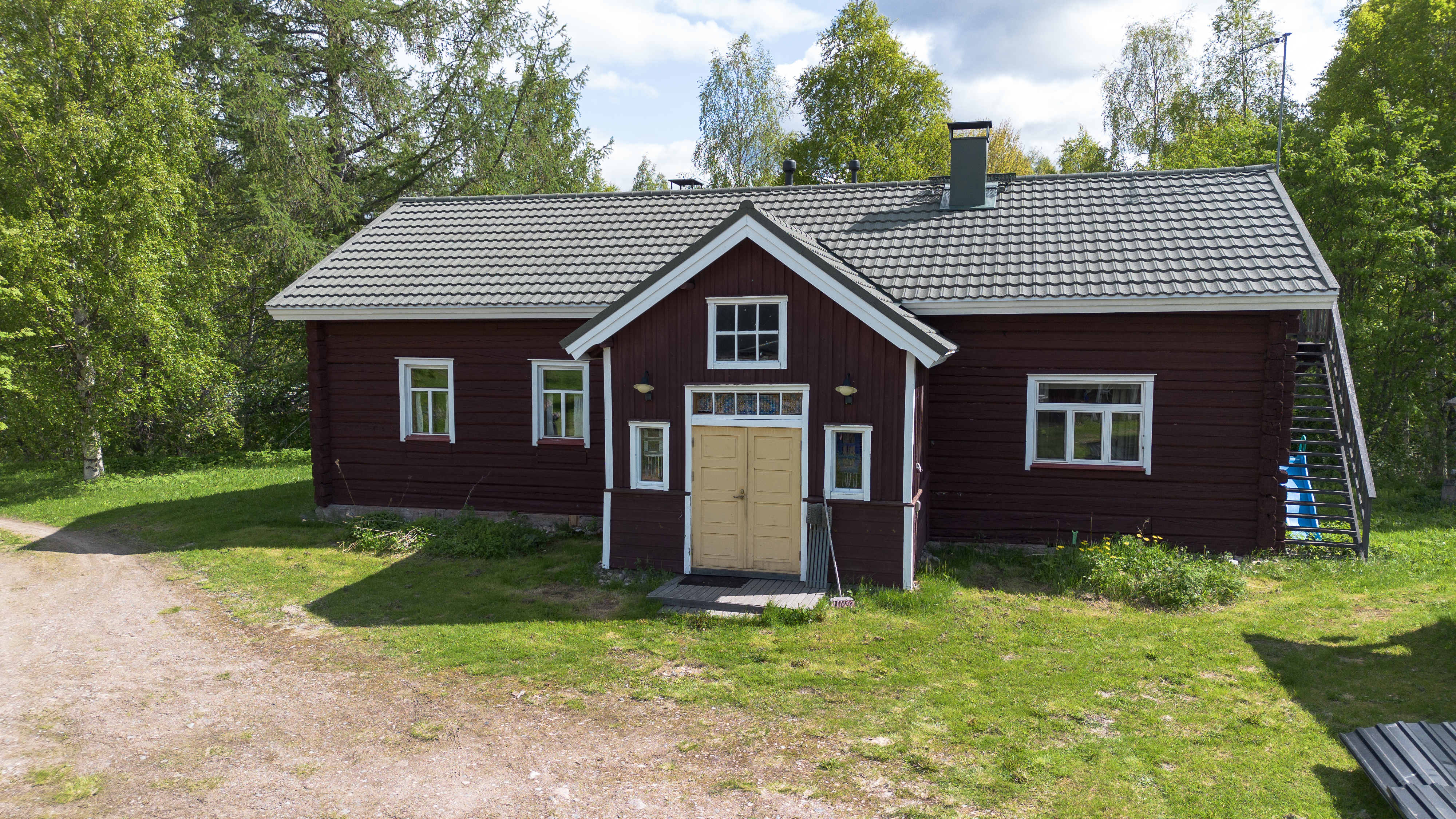 Päärakennus