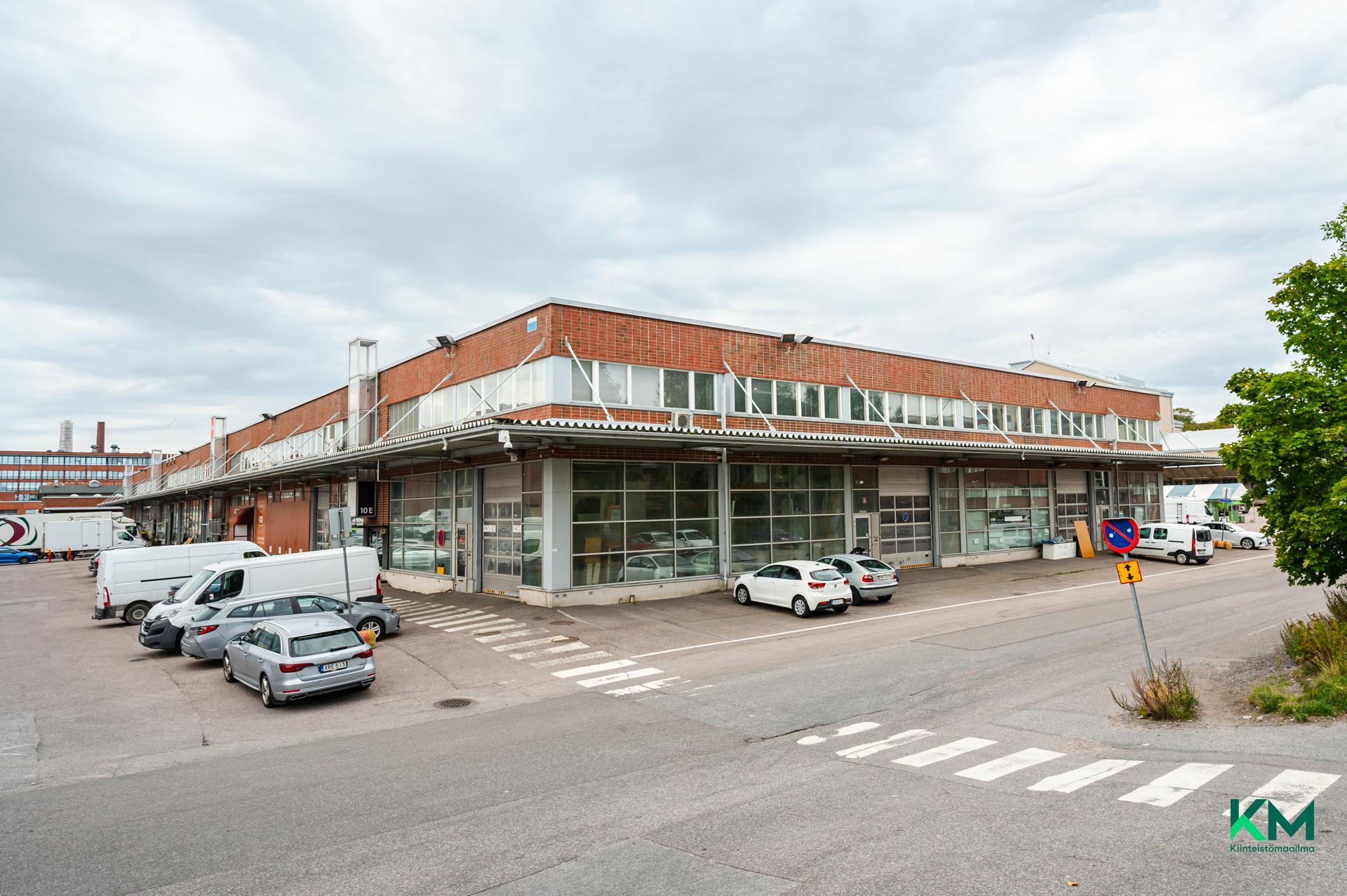 Vihertukkutori sijaitsee osoitteessa Vanha Talvitie 10