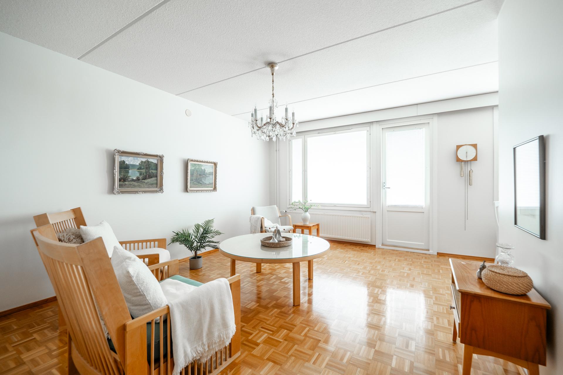 Ampuhaukantie 8, Kaukovainio, Oulu