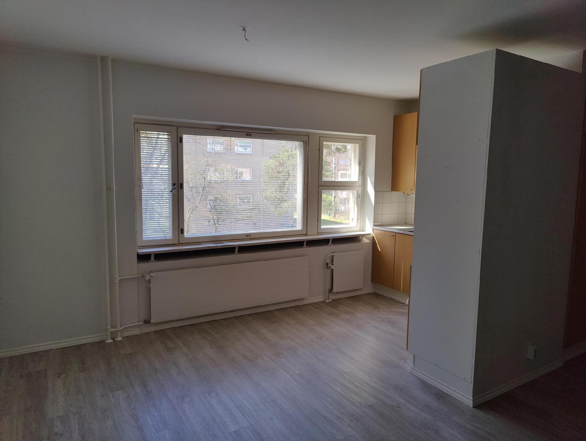 Kantelettarentie 8, Kannelmäki, Helsinki