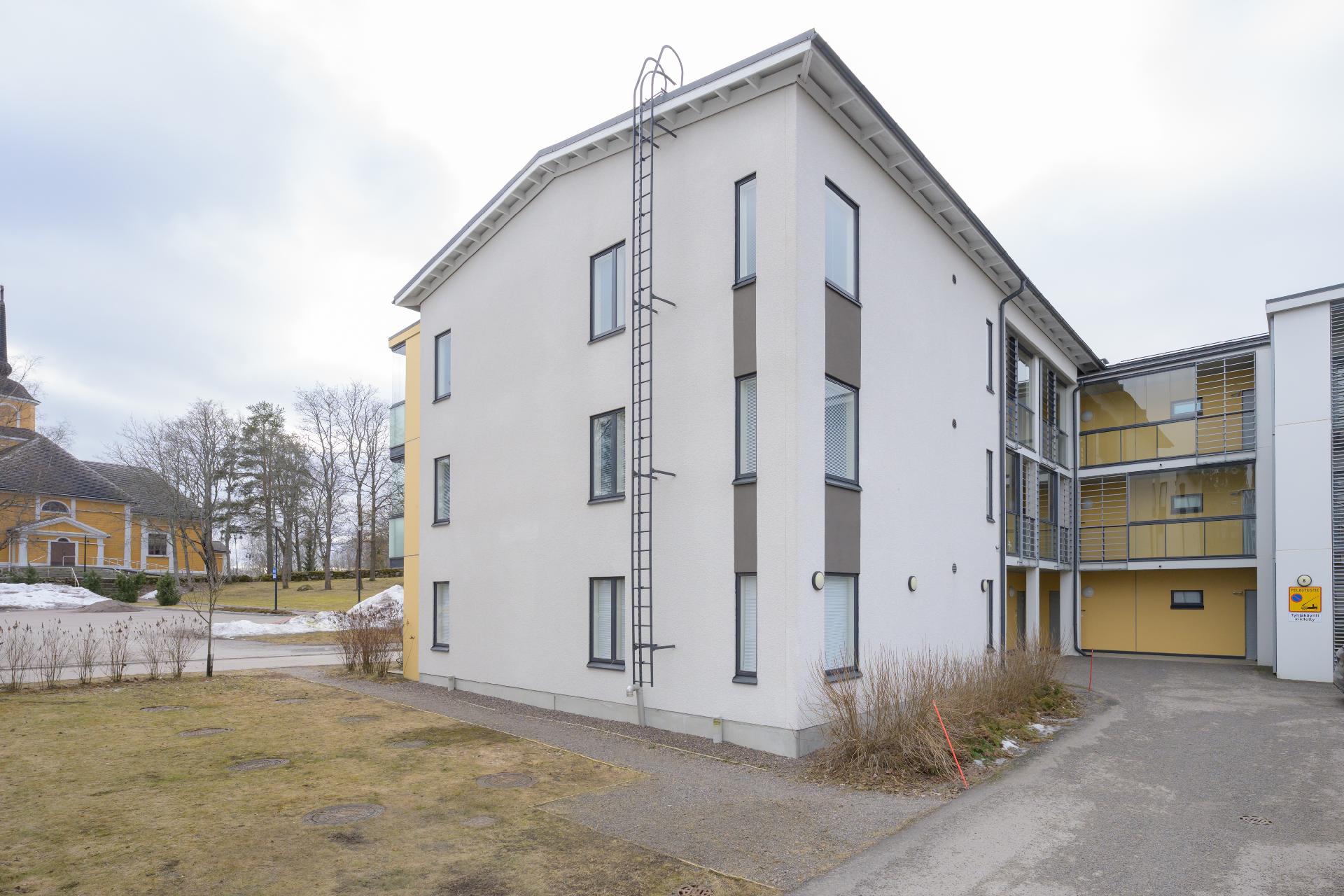 Mahlamäki 2, Kirkonkylä, Nurmijärvi
