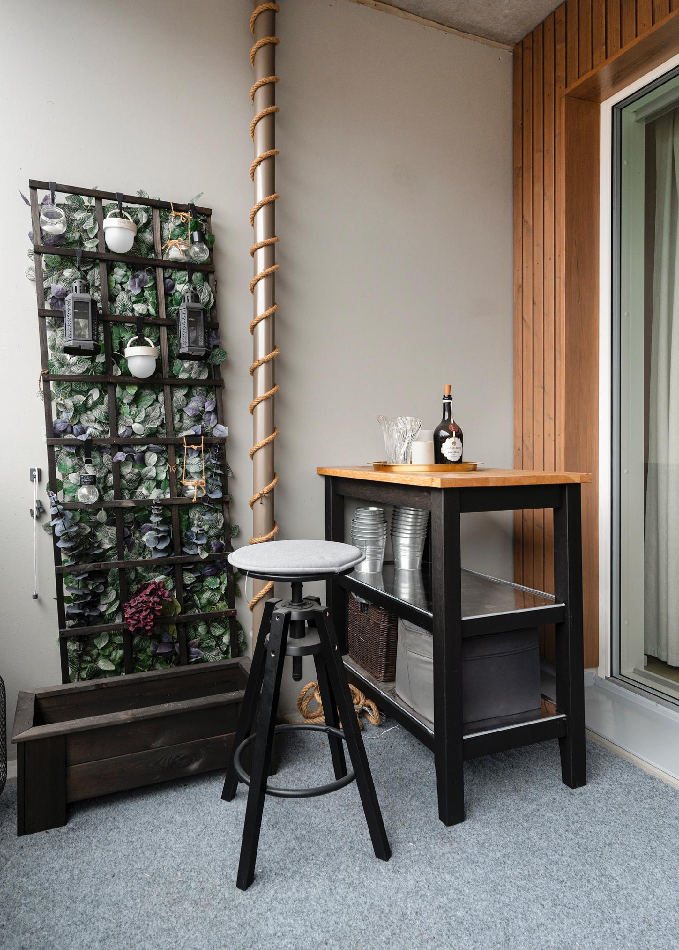 Taidemaalarinkatu 16, Kuninkaantammi, Helsinki