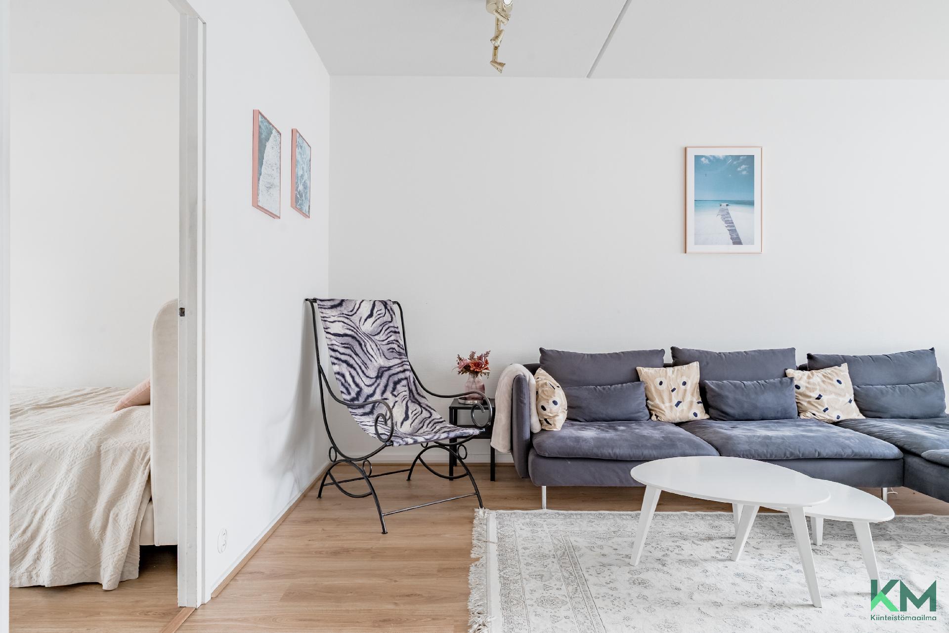 Päämakuuhuone vasemmalla