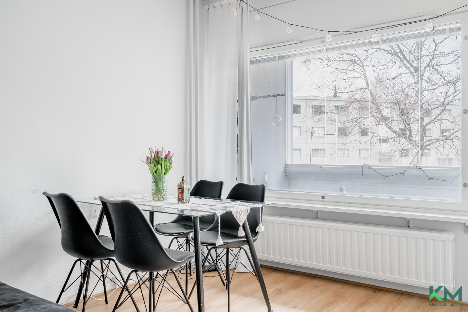 Kaarikuja 4, Kontula, Helsinki