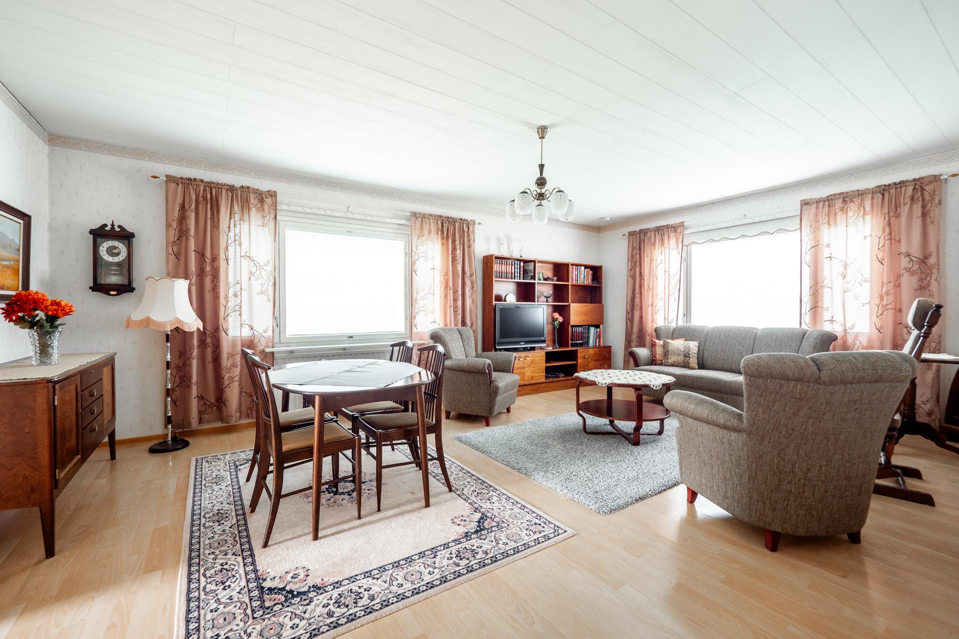 Sinappikuja 4, Oulunsalo, Oulu