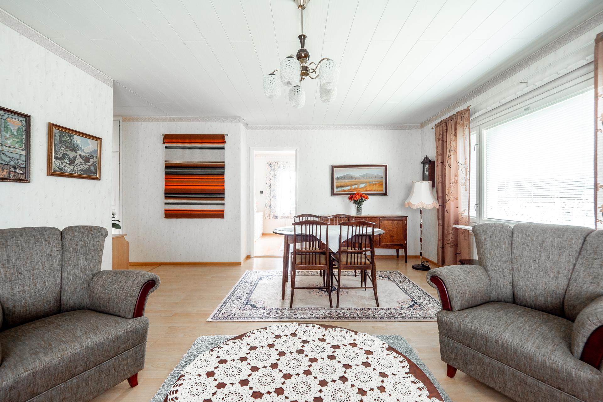 Sinappikuja 4, Oulunsalo, Oulu