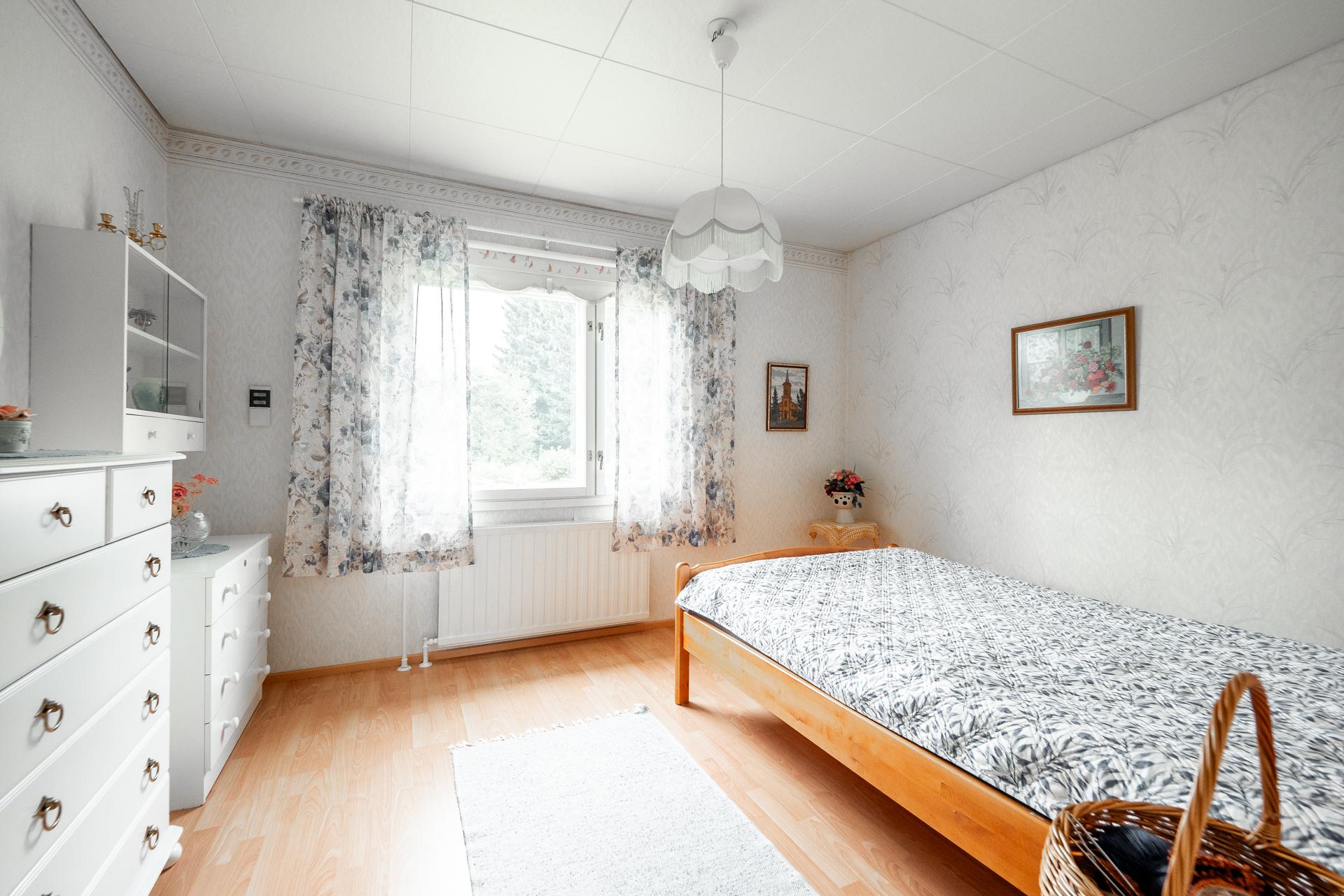 Sinappikuja 4, Oulunsalo, Oulu