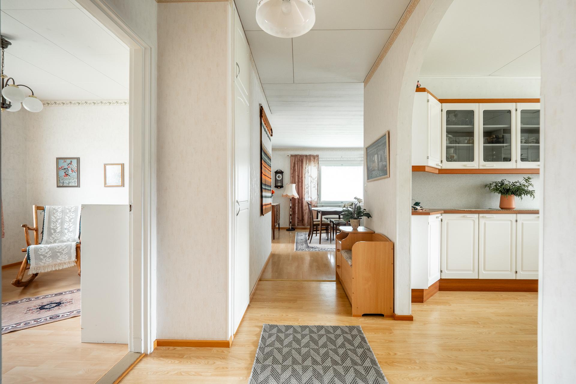 Sinappikuja 4, Oulunsalo, Oulu