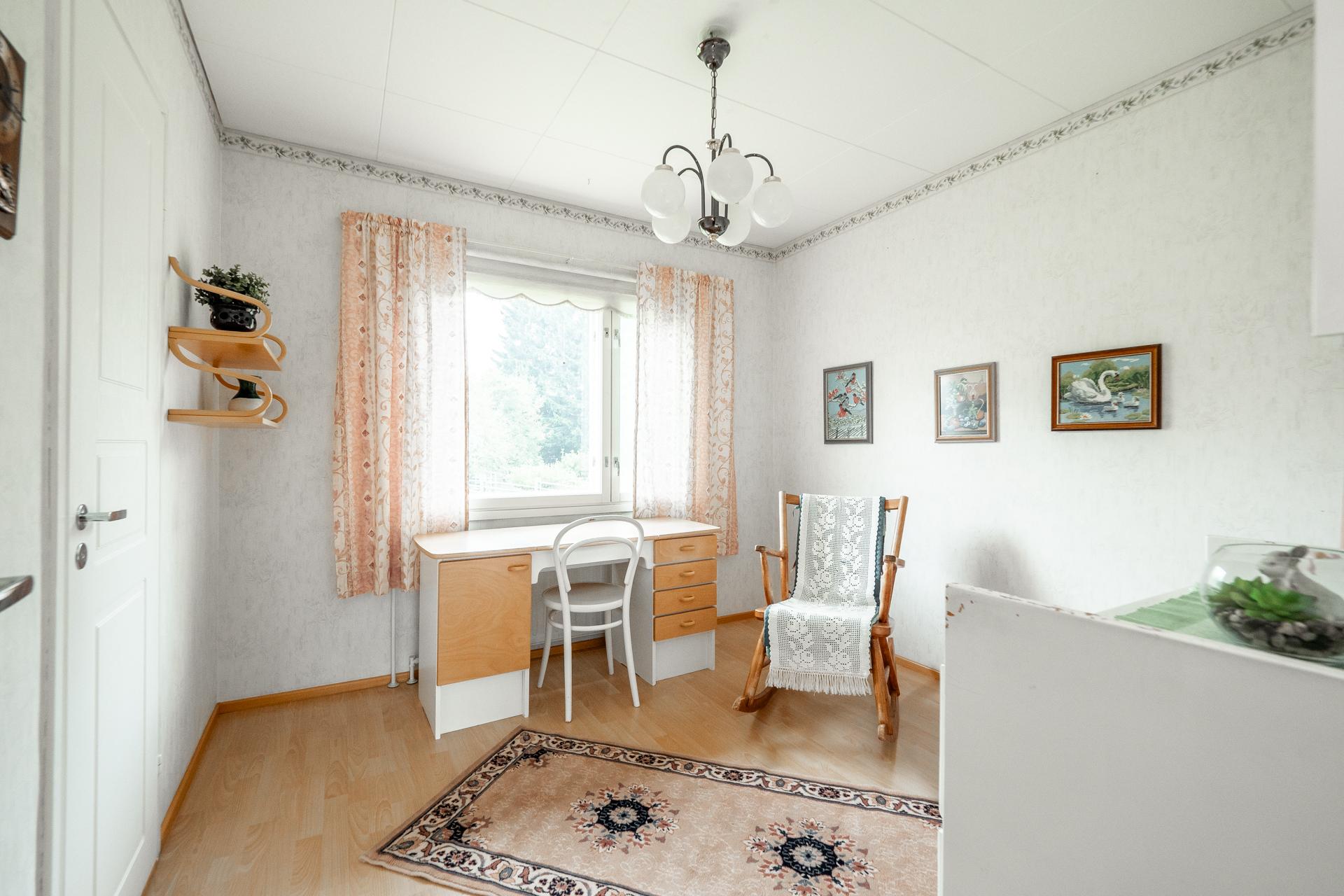 Sinappikuja 4, Oulunsalo, Oulu