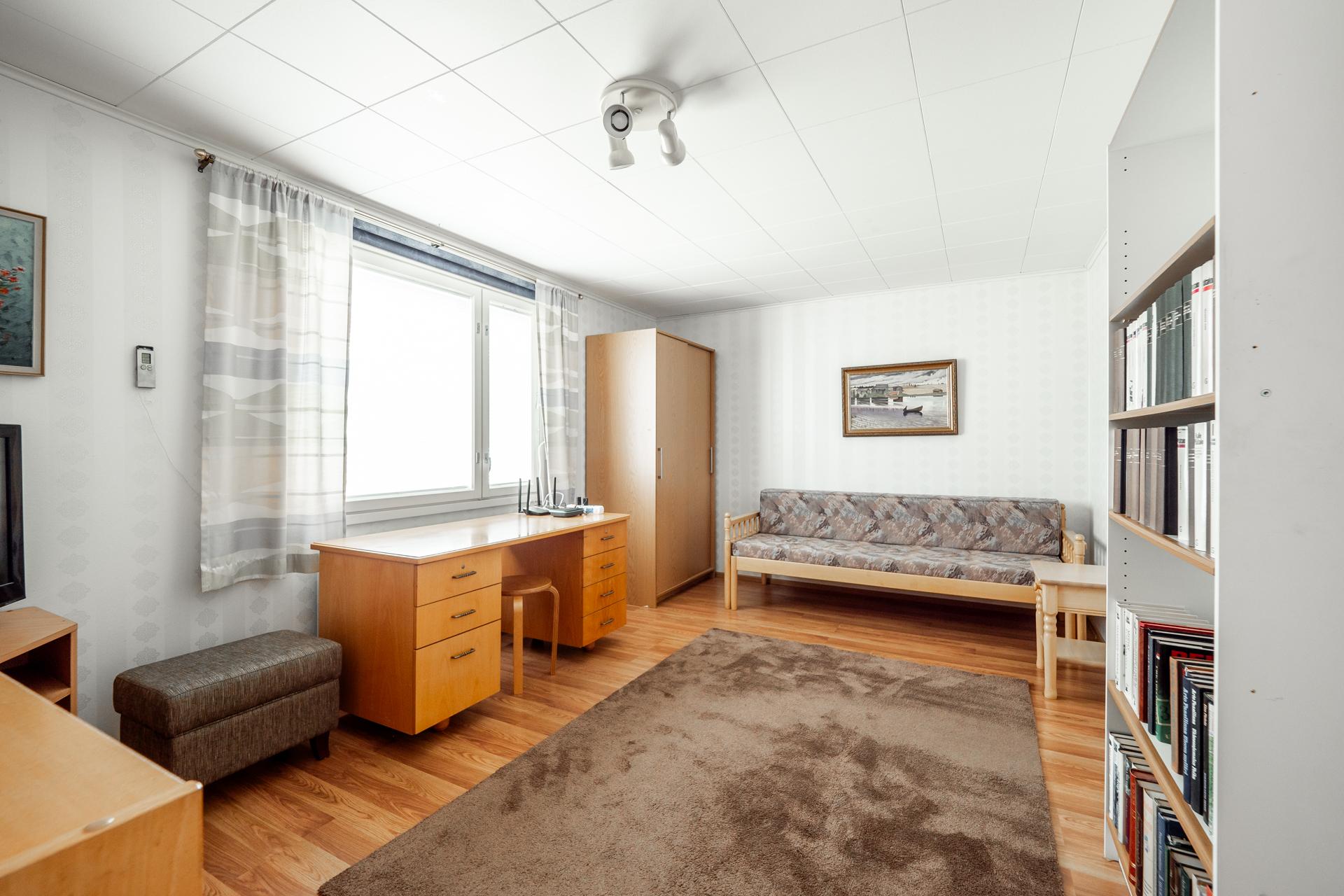 Sinappikuja 4, Oulunsalo, Oulu