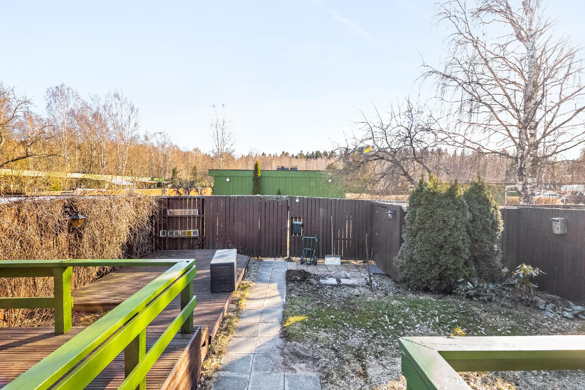 Lähdepuistontie 20, Vaarala, Vantaa