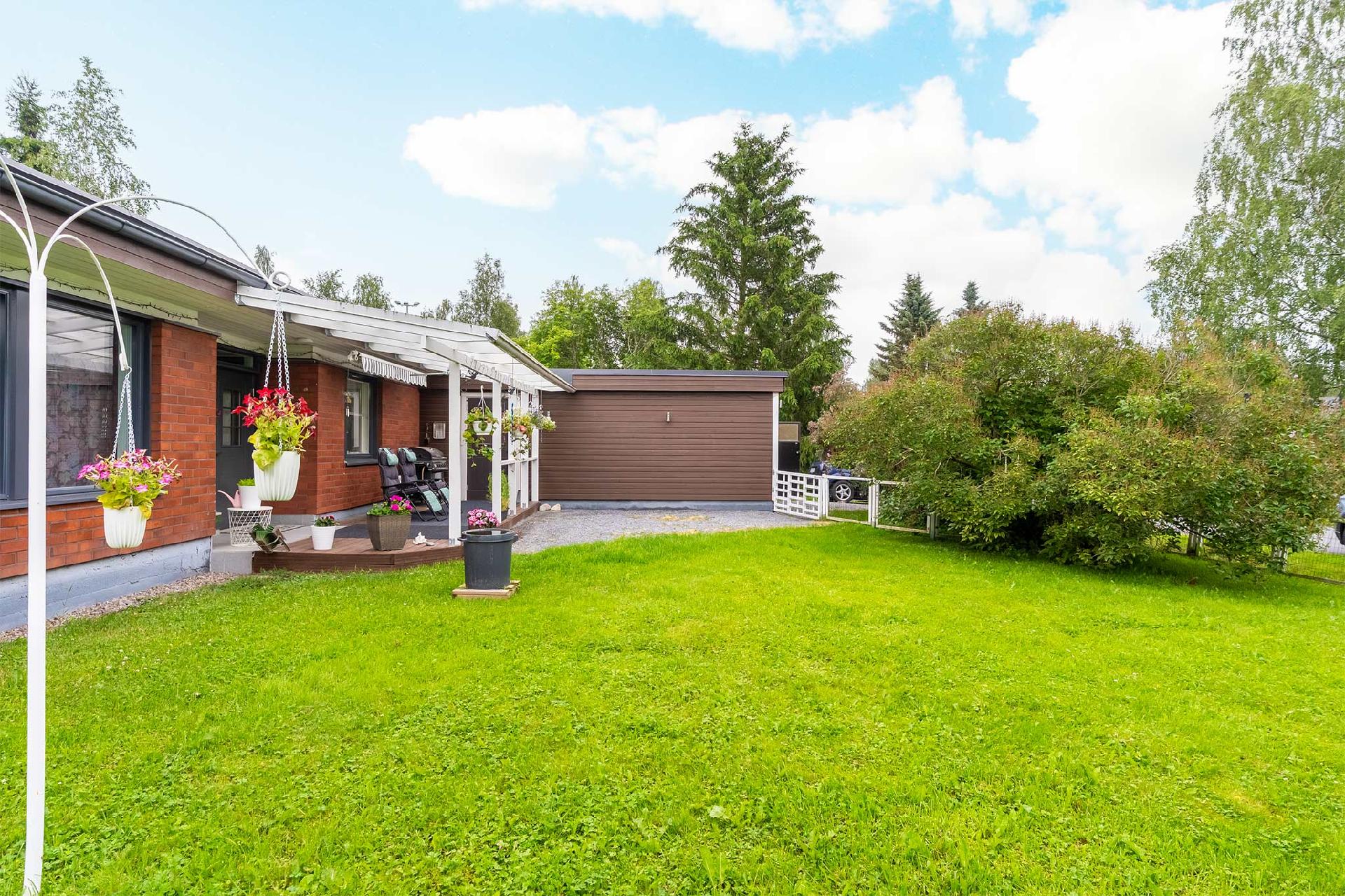 Korkeepirtinkatu 4, Kämmenniemi, Tampere