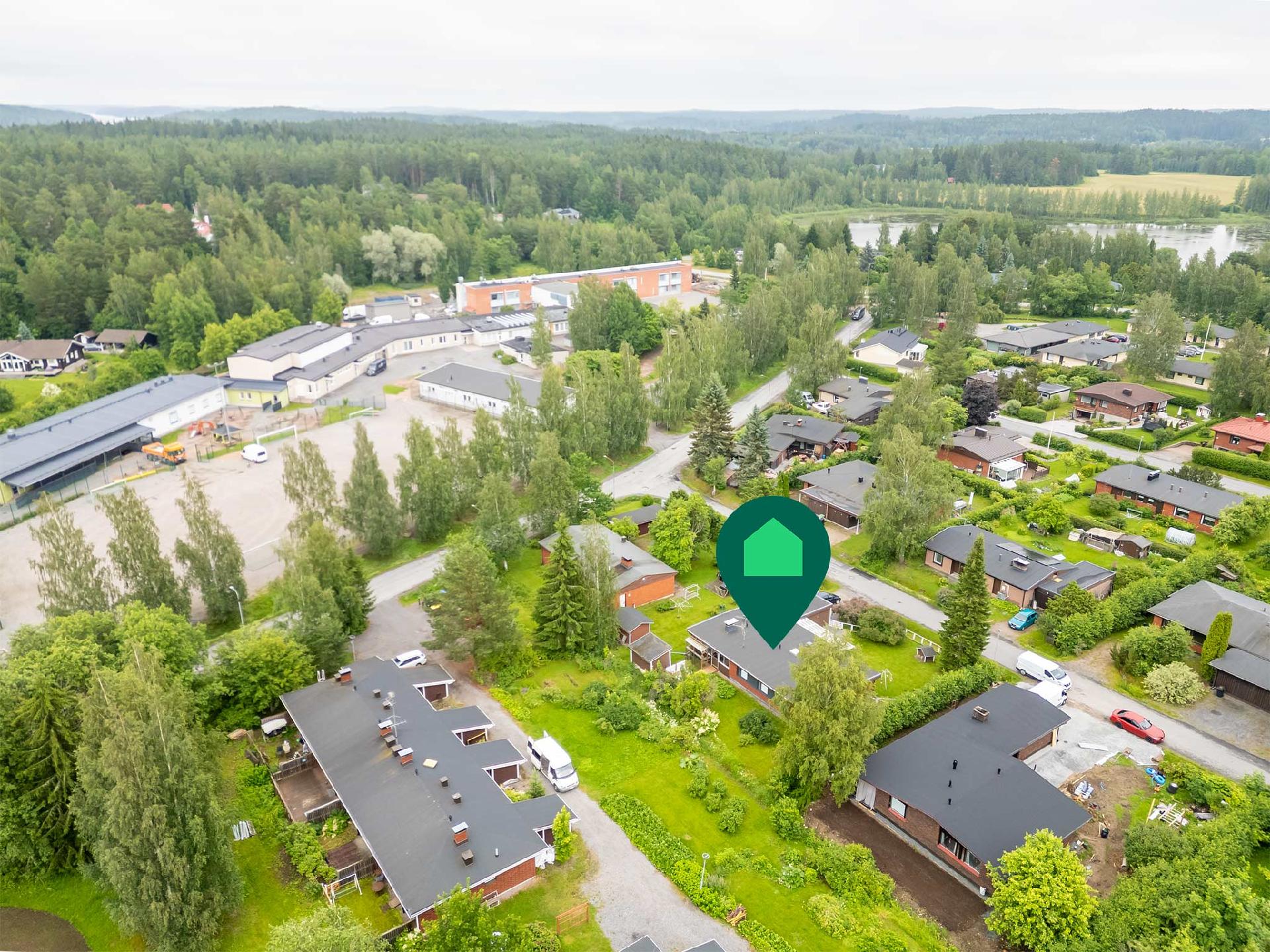 Korkeepirtinkatu 4, Kämmenniemi, Tampere