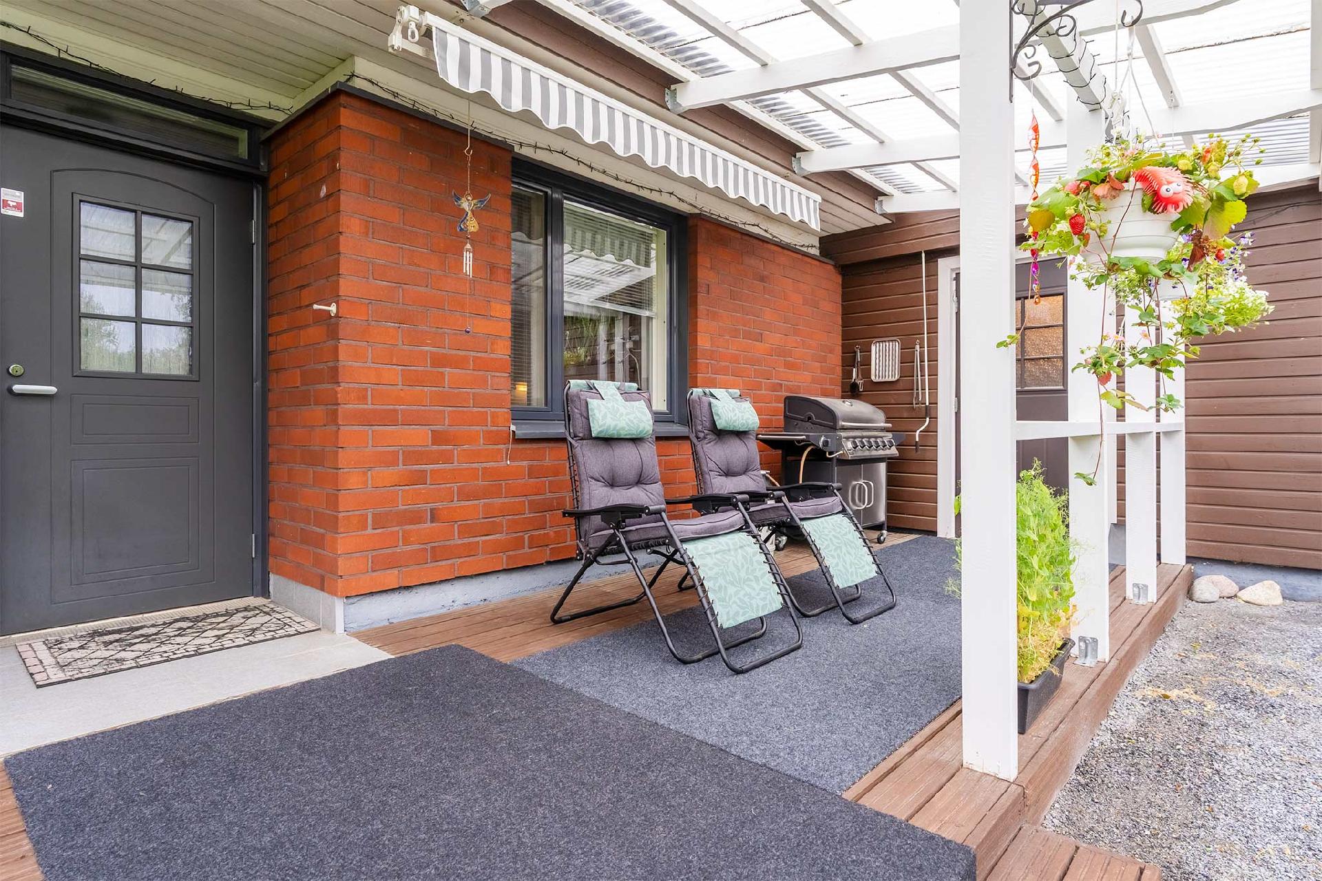 Korkeepirtinkatu 4, Kämmenniemi, Tampere