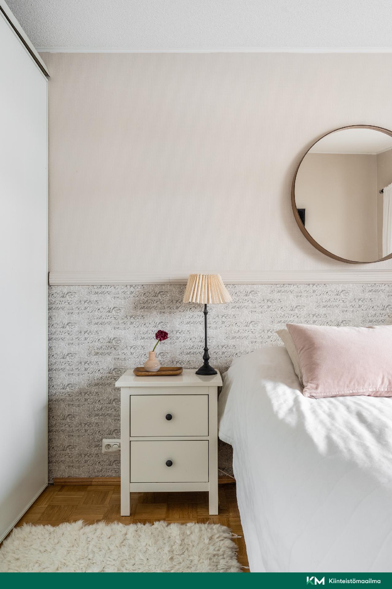 Maitorpantie 8, Kivistö, Vantaa