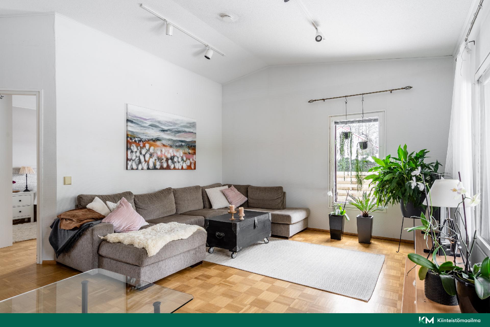 Maitorpantie 8, Kivistö, Vantaa